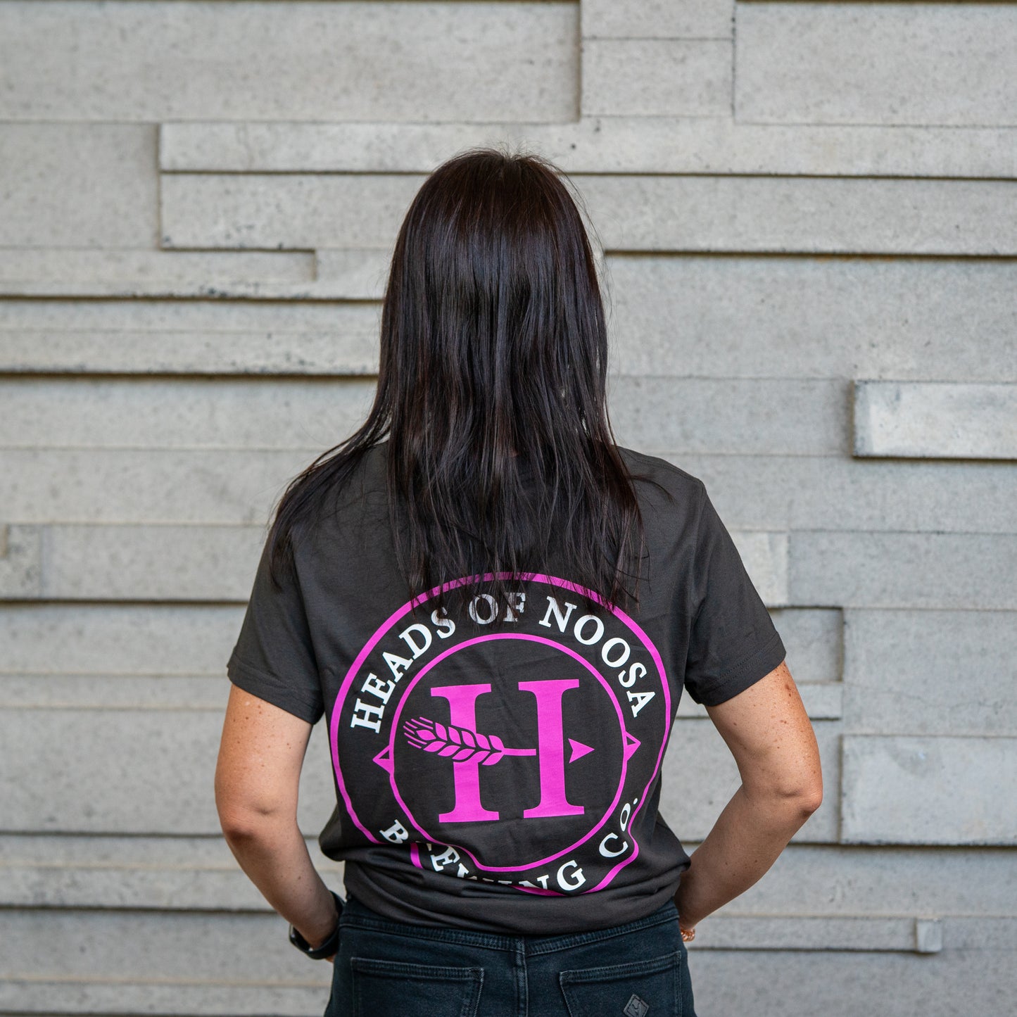 OG Logo Women's T-Shirt | Coal - Heads of Noosa Brewing Co.