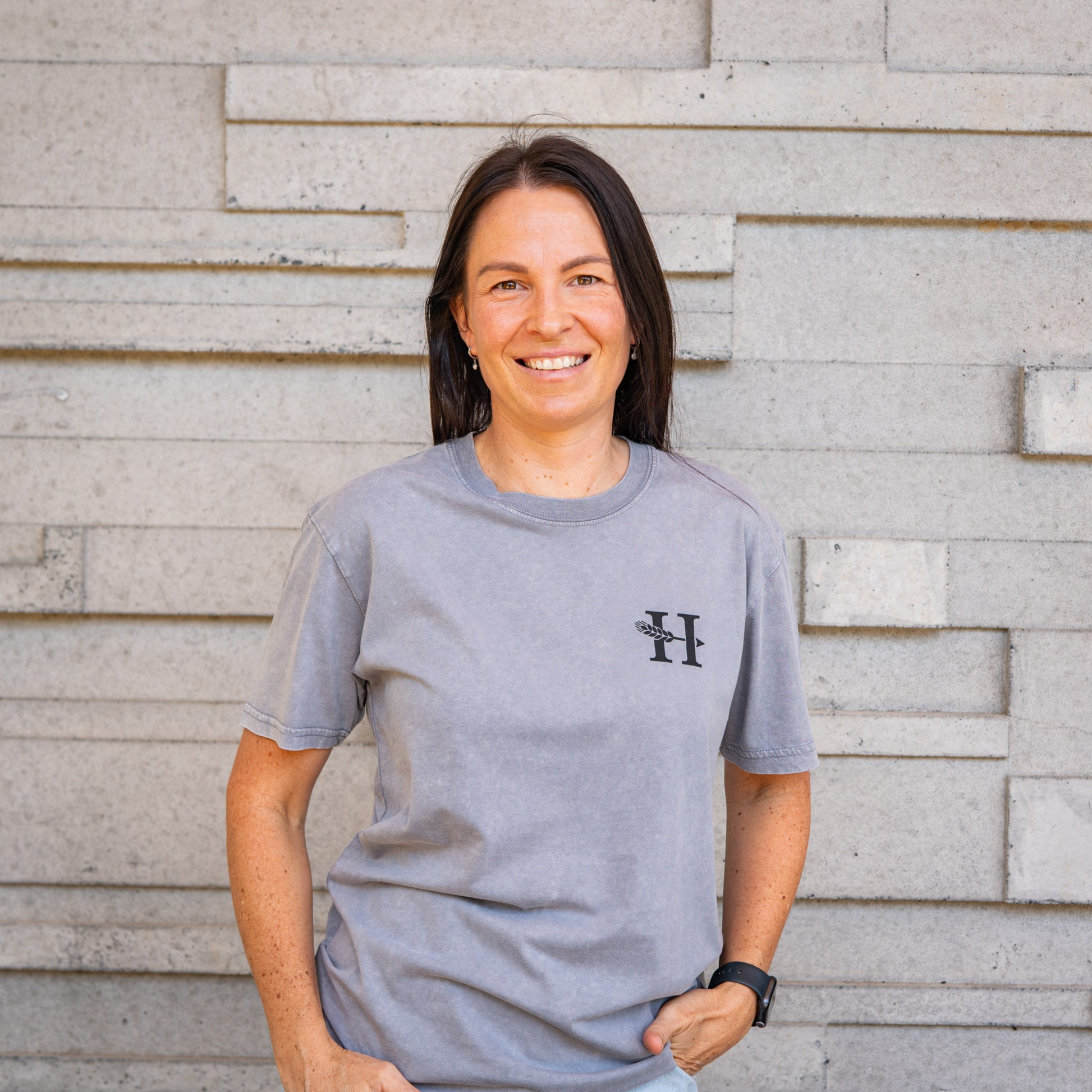 OG Logo Tee | Stonewash Grey - Black Logo - Heads of Noosa Brewing Co.